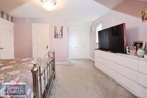 SAXMUNDHAM WAY- click for photo gallery